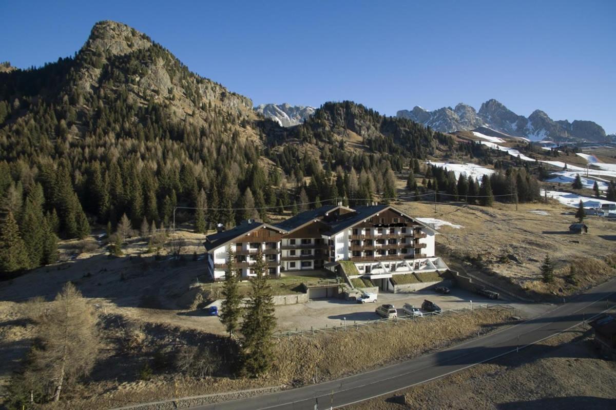 Appartamento Ab Passo San Pellegrino Buitenkant foto